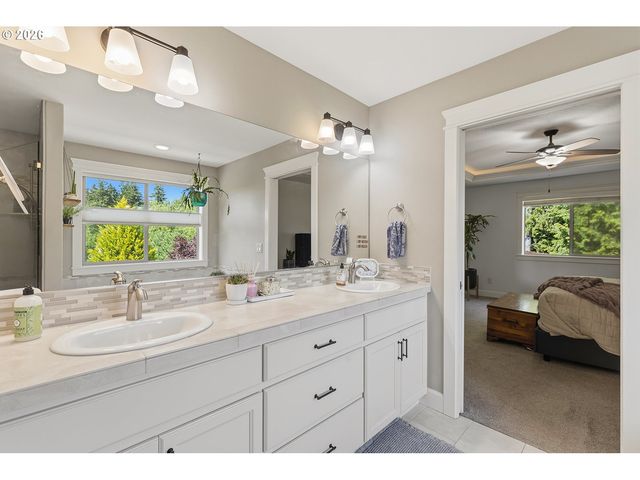 12312 Ne 56TH Ave, Vancouver, WA 98686