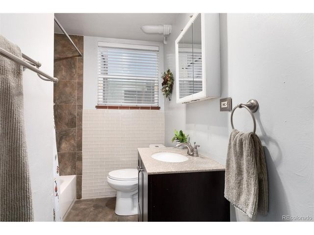 2715 Xavier St, Denver, CO 80212