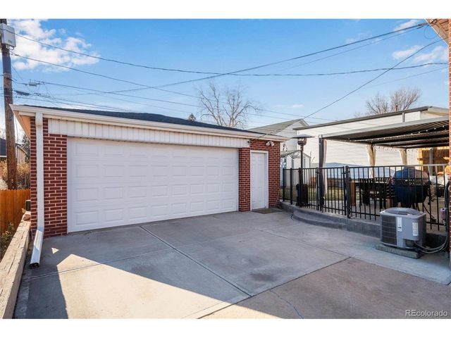 2715 Xavier St, Denver, CO 80212