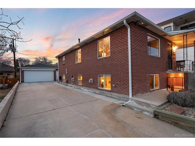 2715 Xavier St, Denver, CO 80212