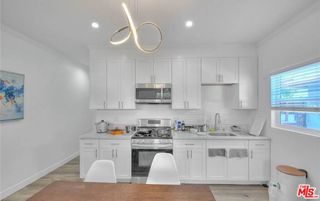 2927 S Catalina Street 2925, Los Angeles, CA 90007
