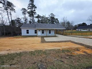405 George Ford Road, Carriere, MS 39426