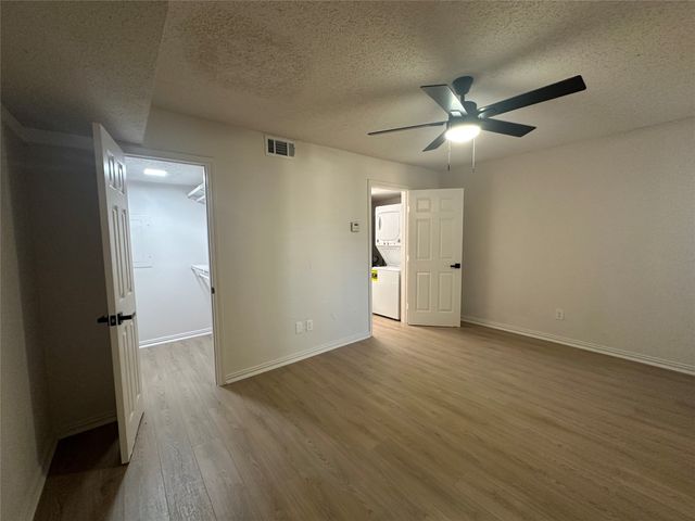 2305 Basil Drive D108, Arlington, TX 76006