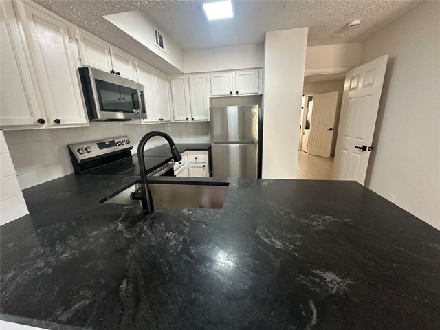 2305 Basil Drive D108, Arlington, TX 76006