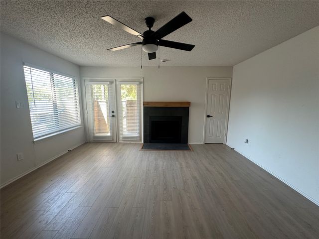 2305 Basil Drive D108, Arlington, TX 76006
