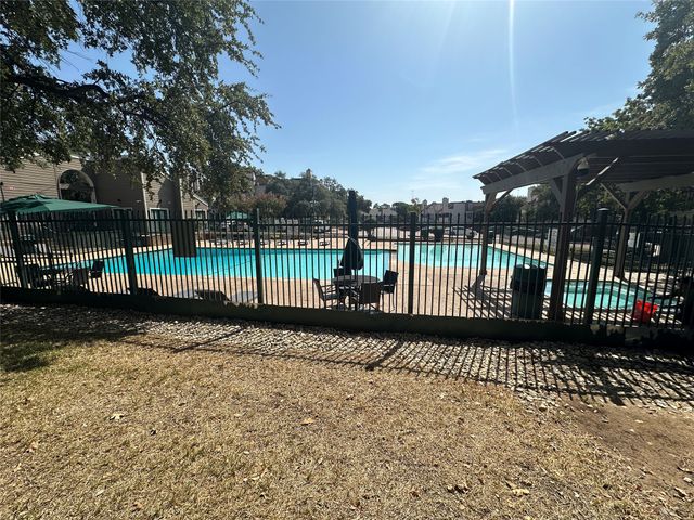 2305 Basil Drive D108, Arlington, TX 76006