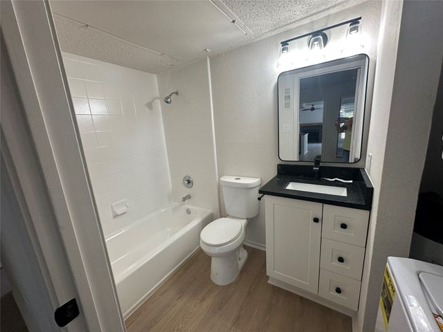 2305 Basil Drive D108, Arlington, TX 76006