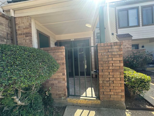 2305 Basil Drive D108, Arlington, TX 76006
