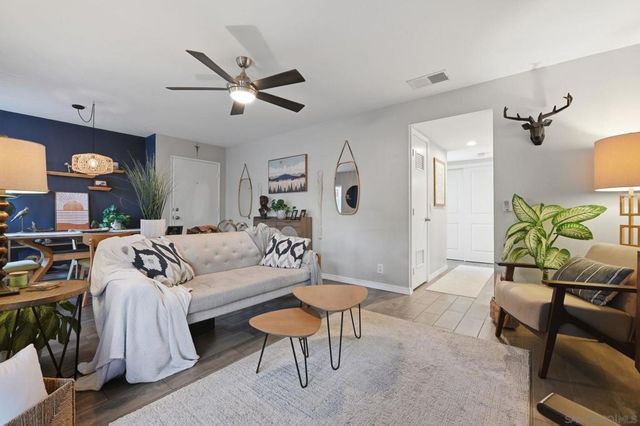 230 Diamond way 147, Vista, CA 92083