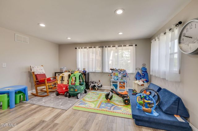 4616 Highlea Drive, Kingsport, TN 37663