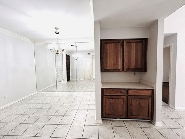5200 Weslayan Street 311, Houston, TX 77005