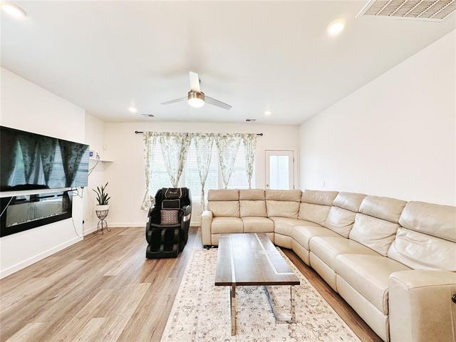 513 NW 176th Terrace, Edmond, OK 73012