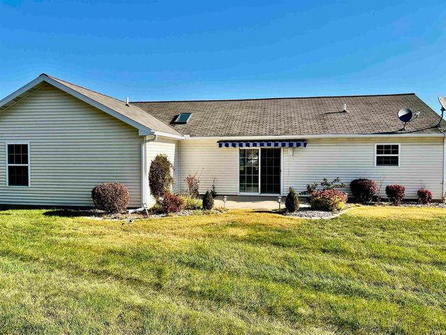 14 Cobblestone Boulevard, Gas City, IN 46933