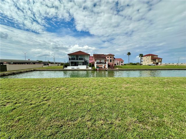 705 Snug Harbor, Corpus Christi, TX 78402