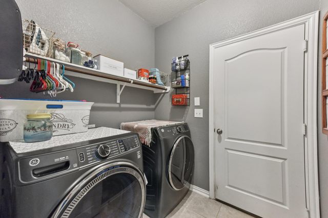 247 Joseph DR, Buda, TX 78610