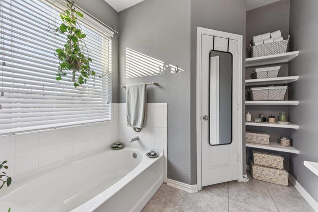 247 Joseph DR, Buda, TX 78610