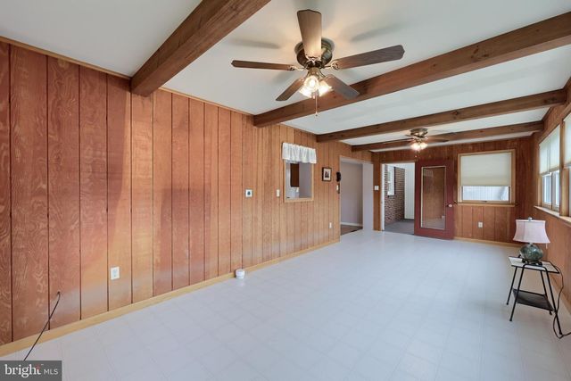 1118 HARRIET AVE, Lancaster, PA 17601