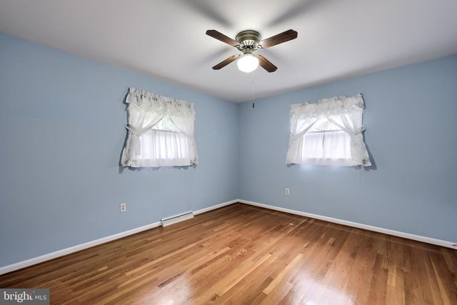 1118 HARRIET AVE, Lancaster, PA 17601