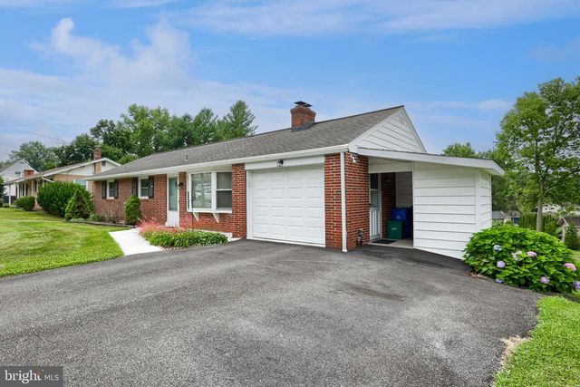 1118 HARRIET AVE, Lancaster, PA 17601