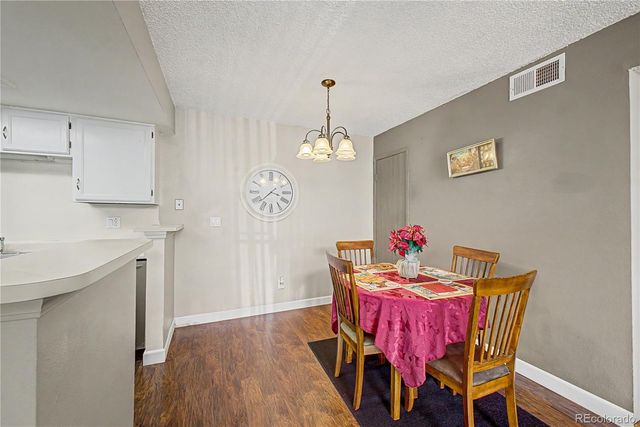 942 S Walden Street 106, Aurora, CO 80017
