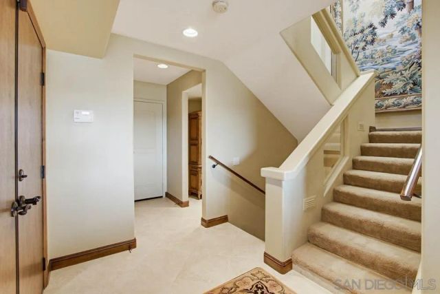 1366 Camino Lujan, San Diego, CA 92111