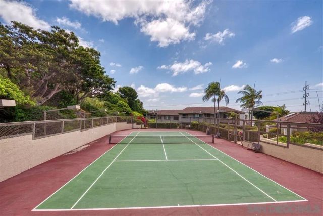 1366 Camino Lujan, San Diego, CA 92111