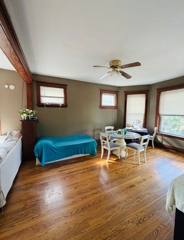 4421 N Kimball Avenue, Chicago, IL 60625