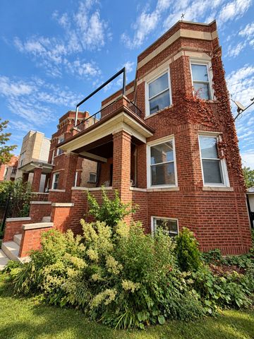 4421 N Kimball Avenue, Chicago, IL 60625