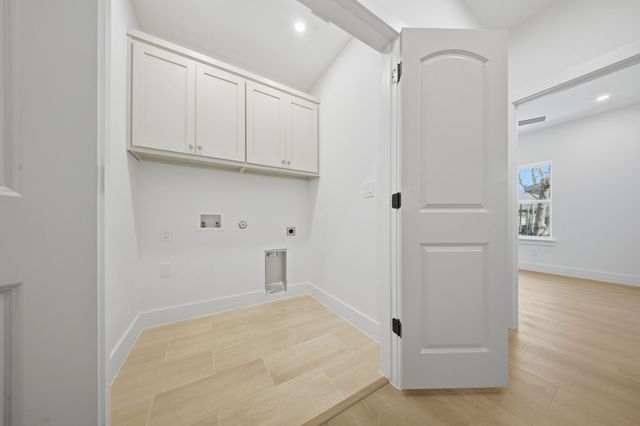 721 High School Drive, Seagoville, TX 75159