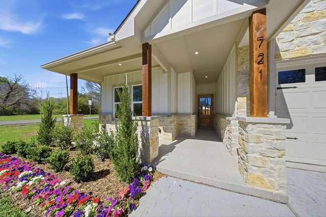 721 High School Drive, Seagoville, TX 75159