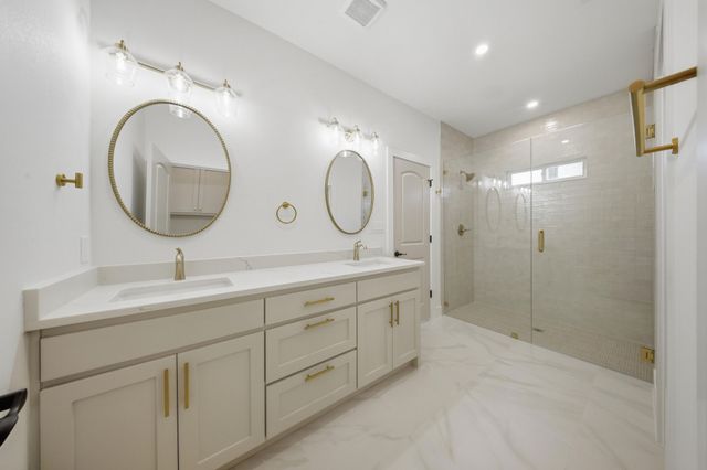 721 High School Drive, Seagoville, TX 75159