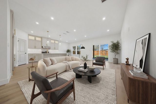 721 High School Drive, Seagoville, TX 75159