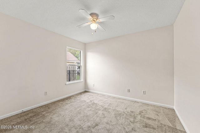 1700 HOLLOW GLEN Drive, Middleburg, FL 32068