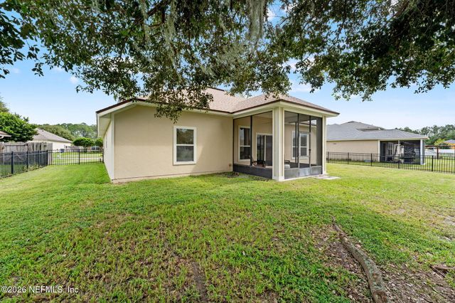 1700 HOLLOW GLEN Drive, Middleburg, FL 32068