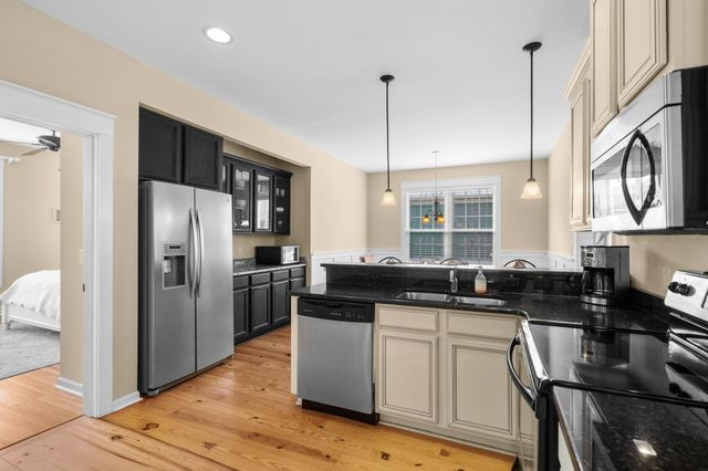 8 Sandlapper Way, Pawleys Island, SC 29585