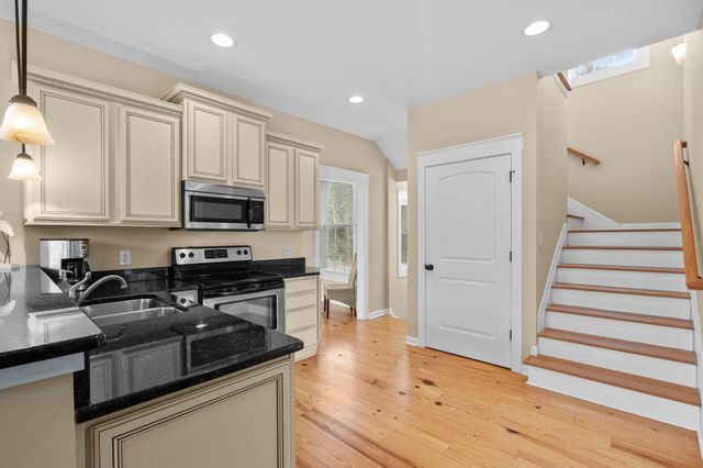 8 Sandlapper Way, Pawleys Island, SC 29585