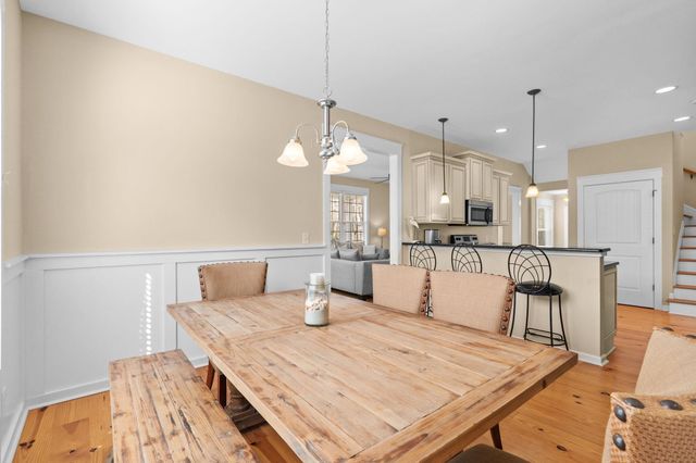 8 Sandlapper Way, Pawleys Island, SC 29585