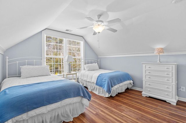 8 Sandlapper Way, Pawleys Island, SC 29585