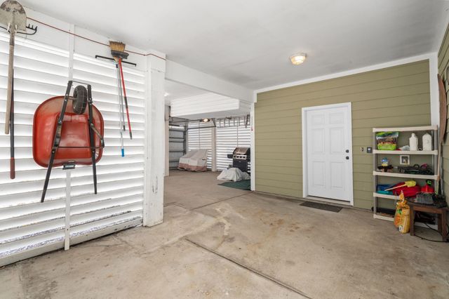 8 Sandlapper Way, Pawleys Island, SC 29585