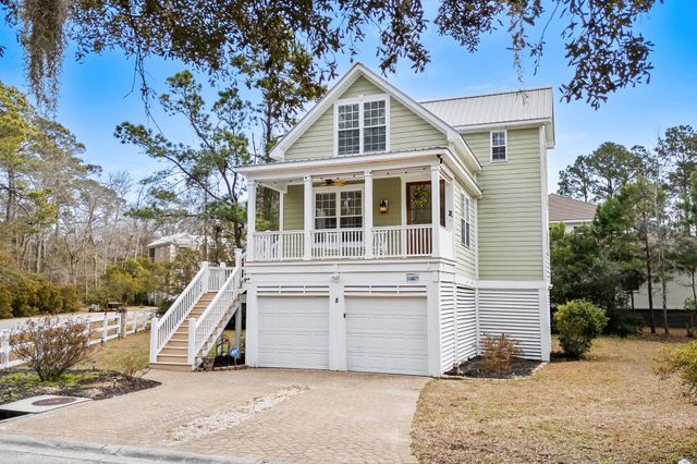 8 Sandlapper Way, Pawleys Island, SC 29585