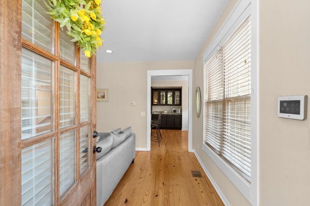 8 Sandlapper Way, Pawleys Island, SC 29585