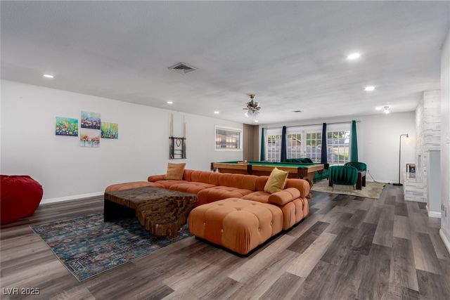 5710 Madre Mesa Drive, Las Vegas, NV 89108