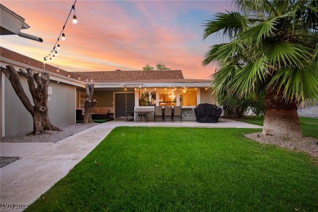 5710 Madre Mesa Drive, Las Vegas, NV 89108