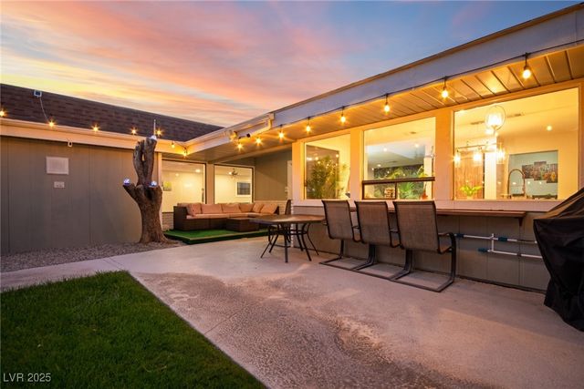 5710 Madre Mesa Drive, Las Vegas, NV 89108