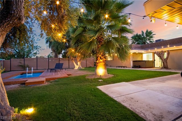 5710 Madre Mesa Drive, Las Vegas, NV 89108