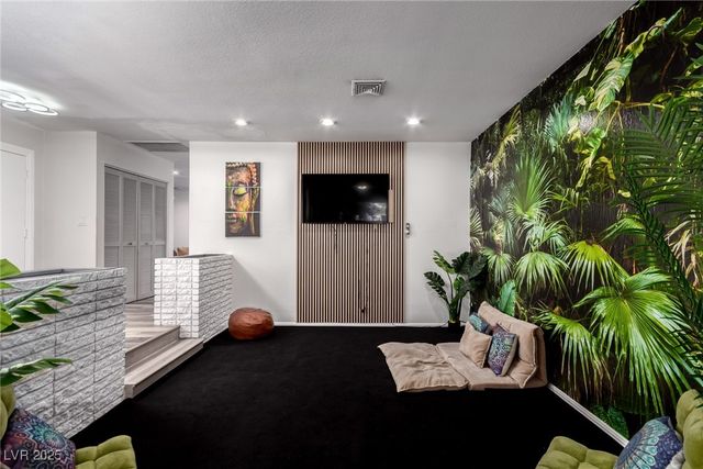 5710 Madre Mesa Drive, Las Vegas, NV 89108