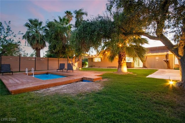 5710 Madre Mesa Drive, Las Vegas, NV 89108