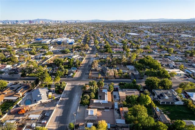 5710 Madre Mesa Drive, Las Vegas, NV 89108