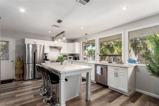 5710 Madre Mesa Drive, Las Vegas, NV 89108