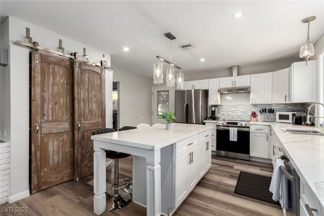 5710 Madre Mesa Drive, Las Vegas, NV 89108